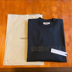 ESSENTIALS Fear of God